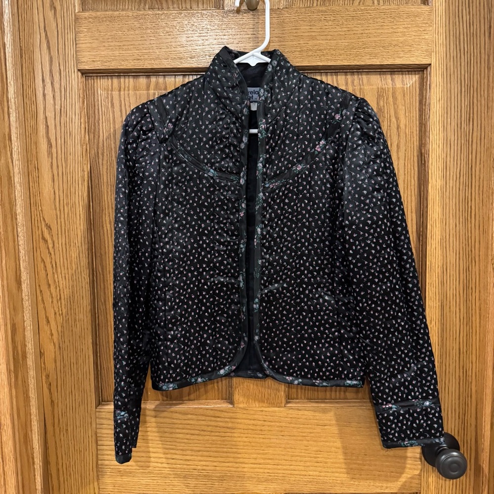 Vintage 1980s Cleveland Street Black Floral Quilted Jacket. Size 7/Small